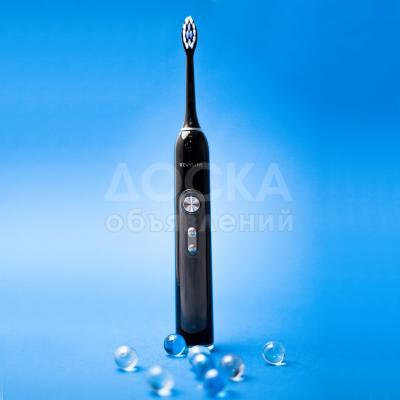 Звуковая щетка Revyline RL 010 Black с гибкой настройкой