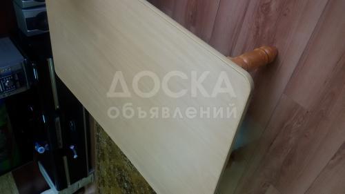 Продаю столик