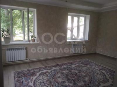 Продаю дачу 4-ком. 140кв. м., этаж-2, 8-сот., стена кирпич, с. беш кунгой ул. дарыгерлер.