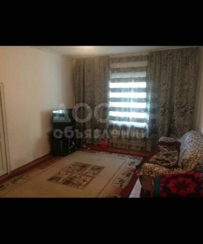 Продаю дом 3-ком. 80кв. м., этаж-1, 2-сот., стена кирпич, ж/м Арча-Бешик.