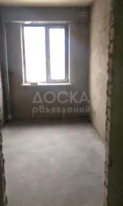 Продаю 2-комнатную квартиру, 40кв. м., этаж - 1/2, Кок-Жар.