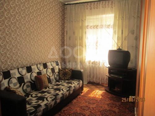 Продаю квартиру 4-ком., 90кв. м., этаж - 2/9, м-он Юг-2.