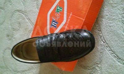 продаю туфли для мальчикп