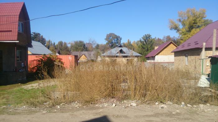 Продаю участок 4-соток за БЧК в районе восточного автовокзала.