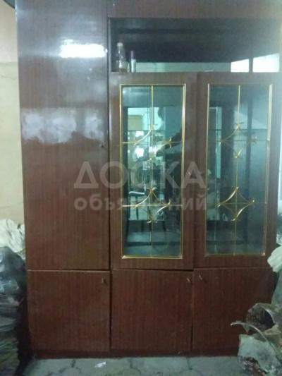 Продаю книжный шкаф