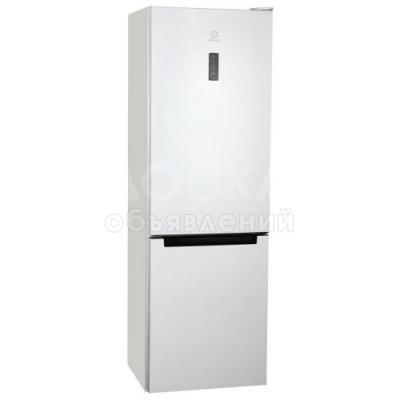 Холодильник Indesit DF 5180 W
