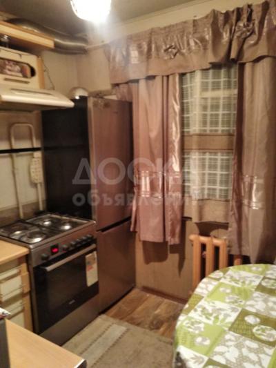 Продаю 3-комнатную квартиру, 70кв. м., этаж - 5/5, Суюмбаева 150.