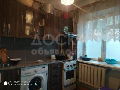 Продаю 3-комнатную квартиру, 55,4кв. м., этаж - 2/4, 2 микрорайон.