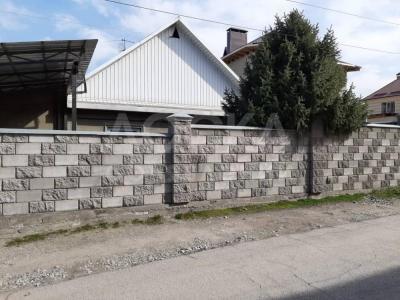 Продаю дом 4-ком. 70кв. м., этаж-1, 4-сот., стена кирпич, переулок Сонкульский.