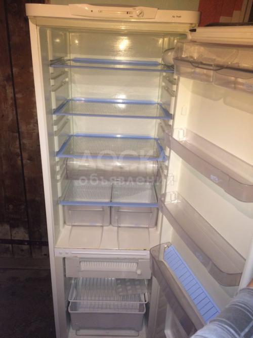 продаю холодильник Indesit