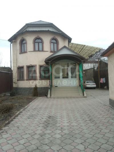 Продаю дом 4-ком. 170кв. м., этаж-2, 7-сот., стена кирпич, Баха Гагарина.