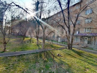 Продаю 1-комнатную квартиру, 19кв. м., этаж - 5/5, 5 микрорайон.