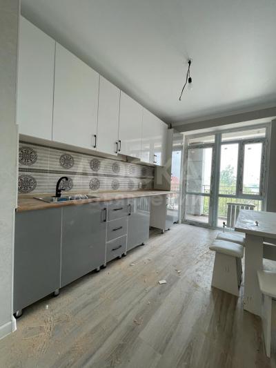 Продаю 1-комнатную квартиру, 38кв. м., этаж - 4/4, Ахунбаева-Молдокулова..