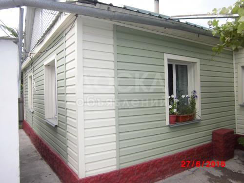 Продаю дом 4-ком., 100кв. м., этаж-1, 7-сот., стена кирпич, ри остановки от Алам-рынка.