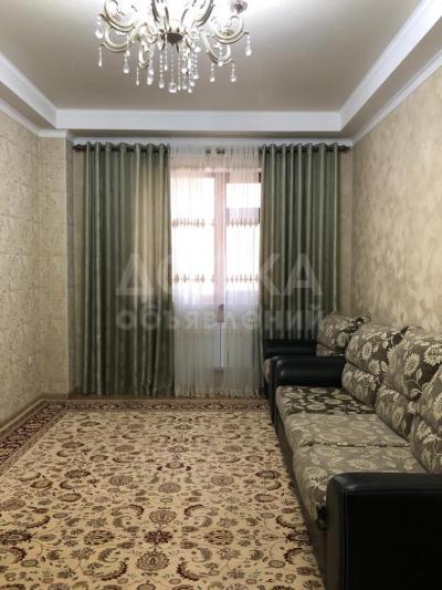 Продаю 2-комнатную квартиру, 80кв. м., этаж - 4/Средний Джал.