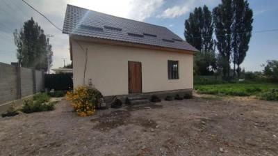 Продаю новый дом в селе "Новопокровка", новая линейная 8 пересекает крупская