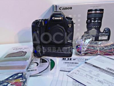 Canon EOS 5D Mark III 22.3MP Digital SLR Camera + Black Body + 24 - 70 mm f / 4 Lens Kit set