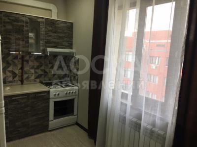 Продаю квартиру 3-ком., 69кв. м., этаж - 10/10, Манаса/ юж. Магистраль.