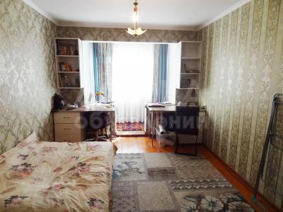 Продаю 1-комнатную квартиру, 32кв. м., этаж - 4/4, Советская/Кулатова.