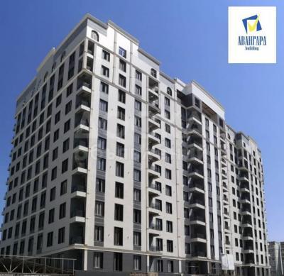 Продаю 1-комнатную квартиру, 43кв. м., этаж - 7/10, 12 микрорайон  по магистрали.