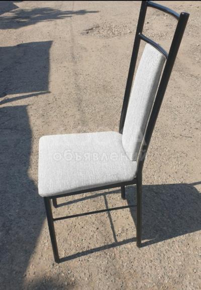 Продаю стулья. .