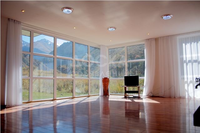 Продаю действующий гостевой дом для приема туристов в Кегетинском ущелье (Лесхоз)