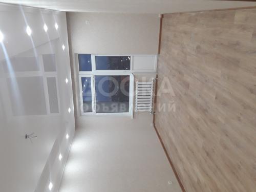 Продаю квартиру 2-ком., 76кв. м., этаж - 10/10, Ахунбаева/Тыналиева.