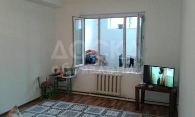 Продаю квартиру 2-ком., 68кв. м., этаж - 1/9, мкрю Восток - 5.