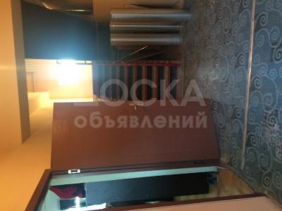 Продаю дом 22-ком., 1082кв. м., этаж-3, 6-сот., стена кирпич, ж/м Дордой, ул Дордой-Аул 12, д.7.