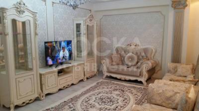 Продаю 3-комнатную квартиру, 105кв. м., этаж - 8/9, пр.Мира-Магистраль.