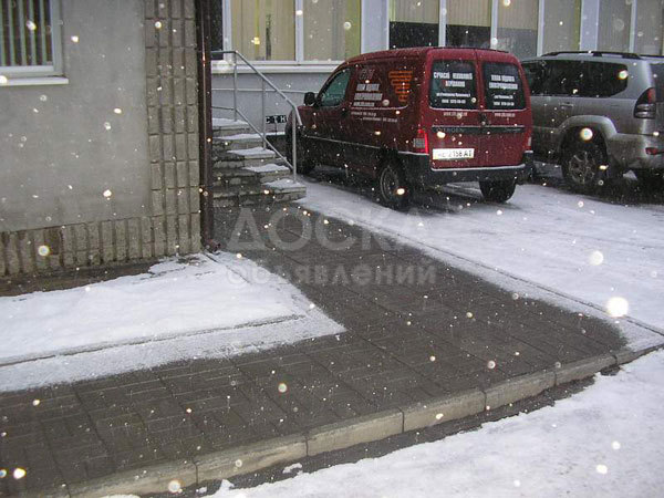 Антиобледенение кровли подъездных путей,ступенек,кровли!
Борьба с сосульками!