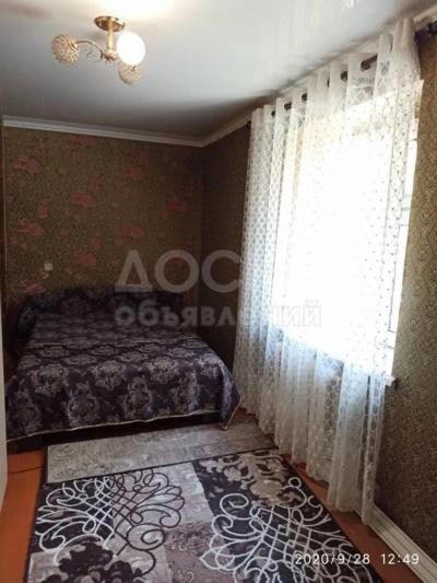 Продаю 2-комнатную квартиру, 50кв. м., этаж - 2/4, г. Кант, 2 микрорайон.