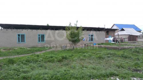 Продаю дом 6-ком., 100кв. м., этаж-1, 8-сот., стена кирпич, Ак-Бата.