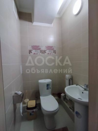 Продаю срочно 2 комнатную квартиру 65м2, 9/10 эт элитка, р-н Юг-2, Бишкек 53 000$