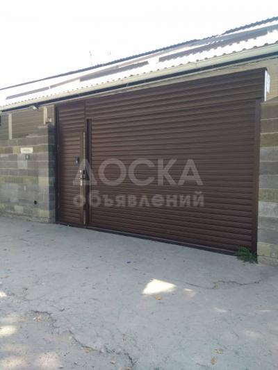 Продаю дом 8-ком. 315кв. м., этаж-2, 4-сот., стена кирпич, Ташкенская/Исанова.