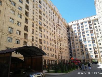 Продаю 2-комнатную квартиру, 63кв. м., этаж - 7/10, азия молл.