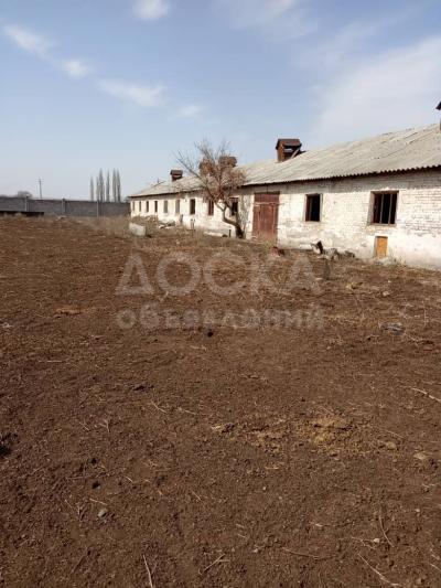 Продаю производственное помещение 700кв. м., с. Новопокровка.