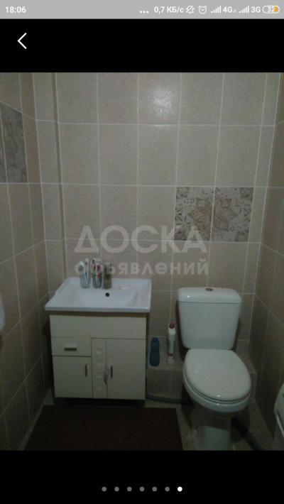 Продаю 3-комнатную квартиру, 97кв. м., этаж - 6/9, 8 микрорайон.