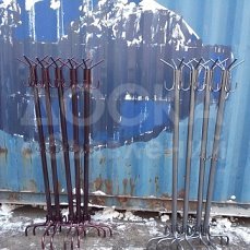 Стоячие вешалки на заказ