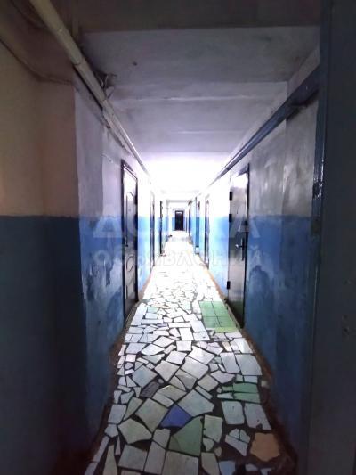 Продаю 1-комнатную квартиру, 18кв. м., этаж - 1/5, Панфилова.