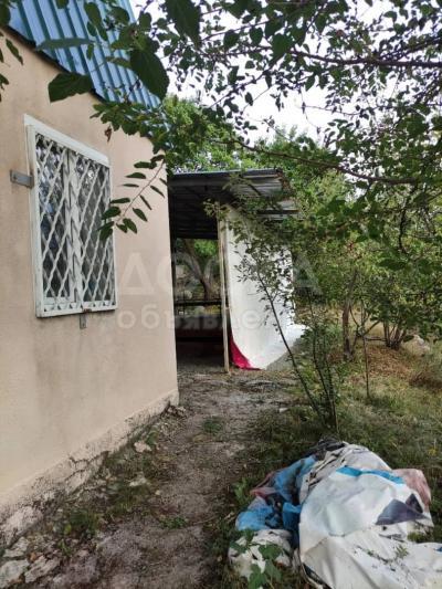 Продаю дачу 3 (мансарда)-ком. 35 кв.м.кв. м., этаж-2, 7 соток-сот., стена кирпич, село Беш Кунгей .