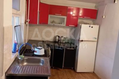 Продаю дом 4-ком. 70кв. м., этаж-1, 4-сот., стена кирпич, Пишпек.