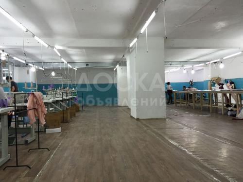 Продаю коммерческую недвижимость производственное помещение 300кв. м., Ауэзова, 1/2.