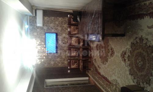 Продаю квартиру 2-ком., 61кв. м., этаж - 5/6, Кенсуйская.