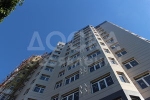 Продаю квартиру 2-ком., 79кв. м., этаж - 6/10, Панфилова/Чуйкова.