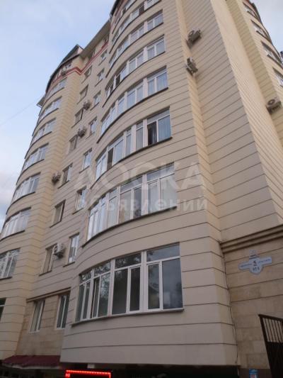 Продаю квартиру 4-ком., 123 м2кв. м., этаж - 3/10, 5 мкр. 57/1.