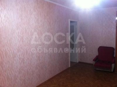 Продаю 1-комнатную квартиру, 32кв. м., этаж - 4/4, 8м-н.