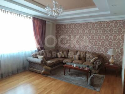 Продаю 4-комнатную квартиру, 116кв. м., этаж - 7/10, Бокомбаева/Шевченко.