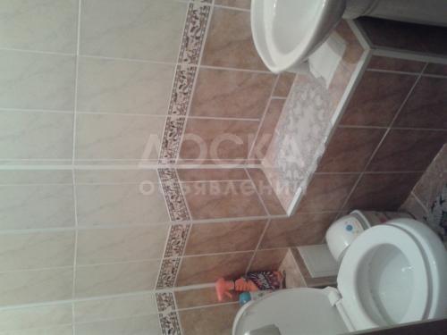 Продаю квартиру 2-ком., 50кв. м., этаж - 2/9, Аламедин 1, городок строителей.