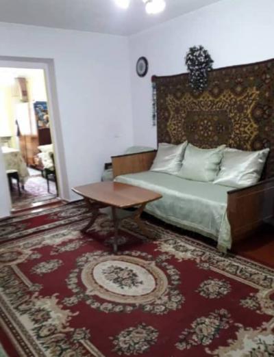 срочно продаю 2х комнатную квартиру в Новопкровке